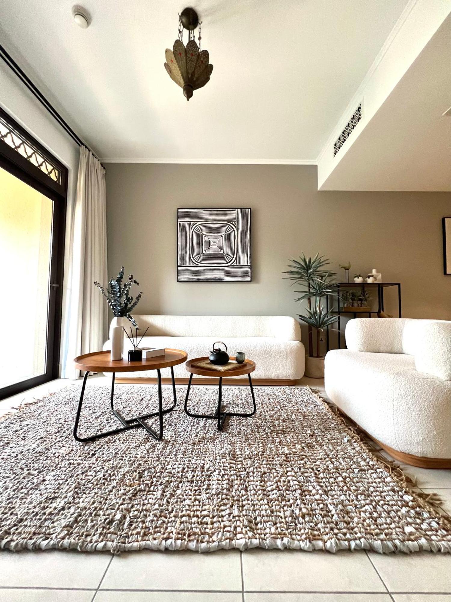 Smartapt Elegant 1 Bdr Burj View Apartment *