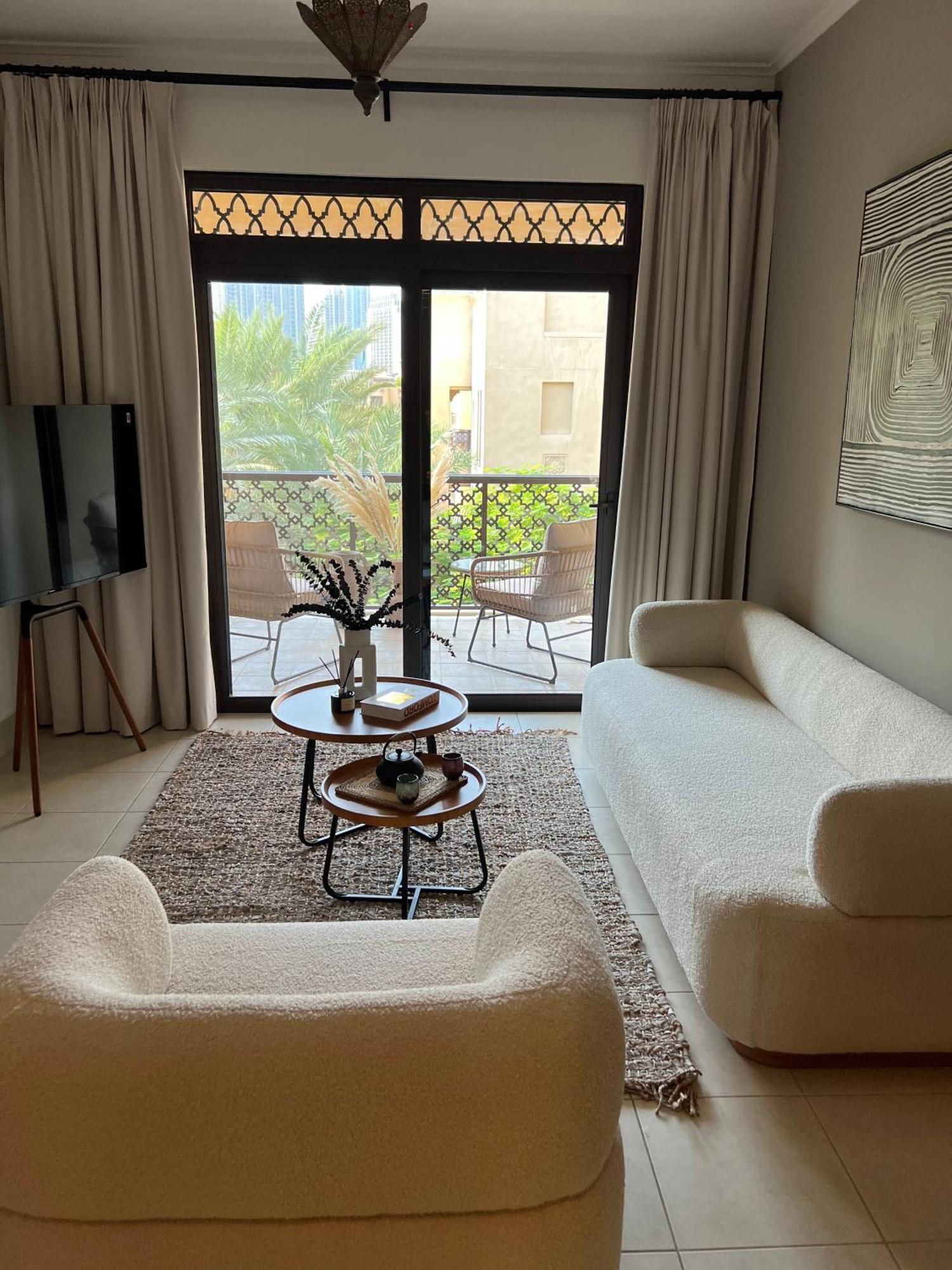Apartment Smartapt Elegant 1 Bdr Burj View Dubai
